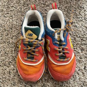 New Balance 997H Athletic Kids Shoe Vintage Orange